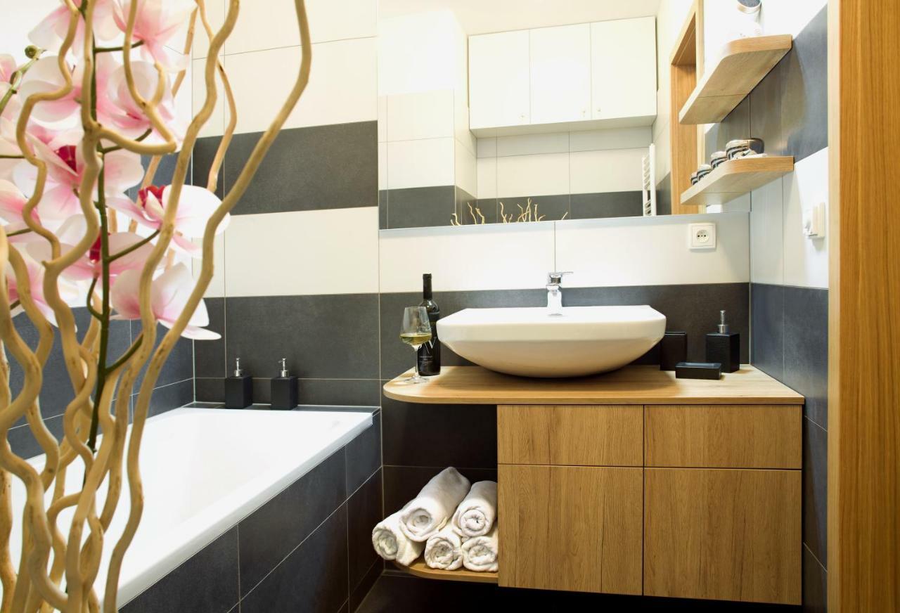 Brunetti Design Apartment ปราก ภายนอก รูปภาพ